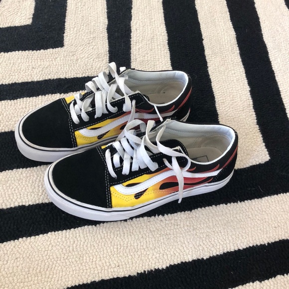 Vans Shoes - Flame vans